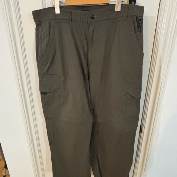 Mens army cargo green army pants with zip off into shorts * accepting offers - Picture 1 of 5